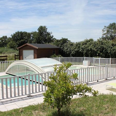 Mas Dou L'Estele Chambre D'Hotes Arles Bagian luar foto